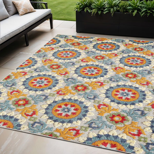HomeRoots 5' Bold Orange and Ivory Moroccan Area Rug - Stain Resistant, Indoor/Outdoor Durability for Homes 5' X 7' Rectangle 475214