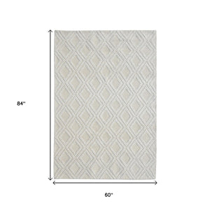 HomeRoots 5' Handmade Ivory Geometric Area Rug – Modern Style for Living Spaces, Durable & Versatile Design 5' X 7' 475218