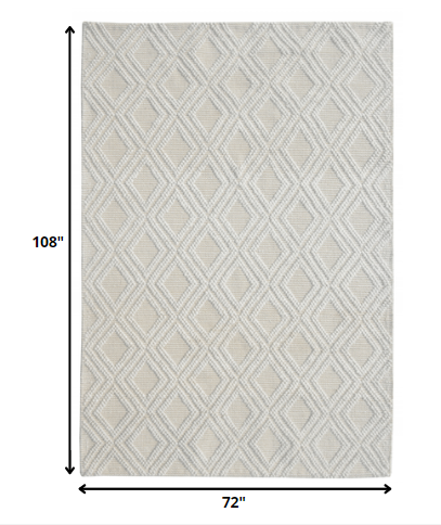 Homeroots 6' X 9' Ivory Geometric Handmade Area Rug  Polyester 475219