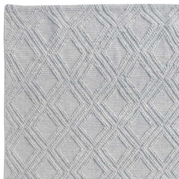 HomeRoots 5' Gray Geometric Handmade Area Rug - Modern Design, Durable, Soft Touch for Living Rooms & More 5' X 7' 475222