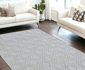 Homeroots 6' X 9' Gray Geometric Handmade Area Rug  Polyester 475223