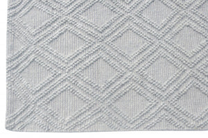 HomeRoots 9' Gray Diamond Lattice Area Rug – Modern Elegance with Plush Comfort, Stain-Resistant Durability 9' X 13' 475225