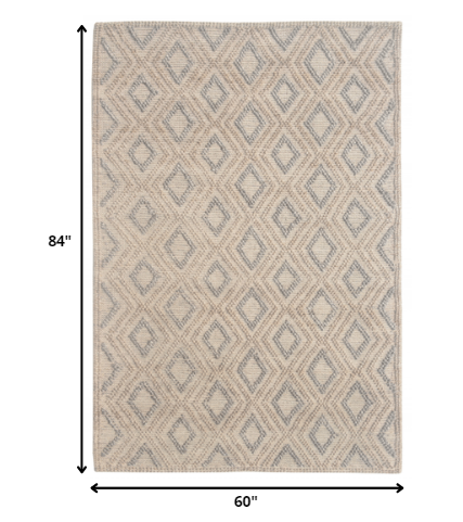 Homeroots 5' X 7' Natural Geometric Handmade Area Rug  Polyester 475226