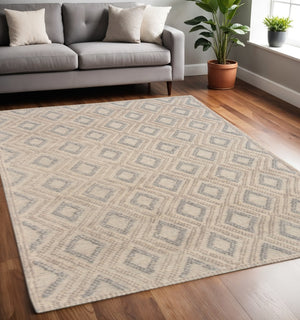 HomeRoots 5' Handmade Natural Geometric Area Rug - Contemporary Style for Living Rooms, Bedrooms & Dining Areas 5' X 7' 475226