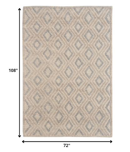 Homeroots 6' X 9' Natural Geometric Handmade Area Rug  Polyester 475227