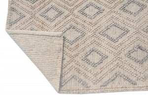 Homeroots 8' X 11' Natural Geometric Handmade Area Rug  Polyester 475228