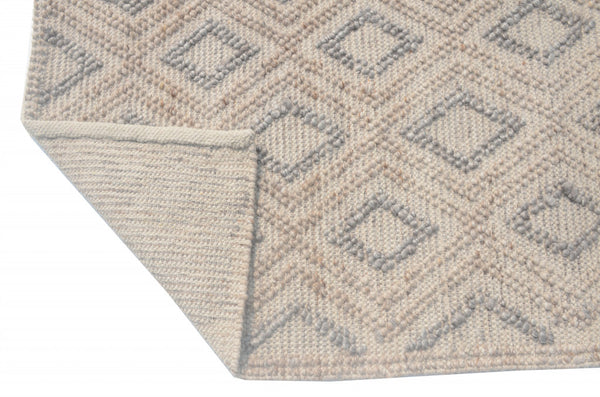 Homeroots 8' X 11' Natural Geometric Handmade Area Rug  Polyester 475228