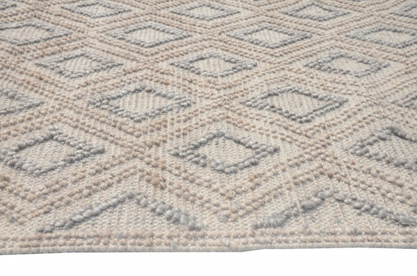 Homeroots 9' X 13' Tan Gray Diamond Lattice Modern Area Rug  Pet 475229