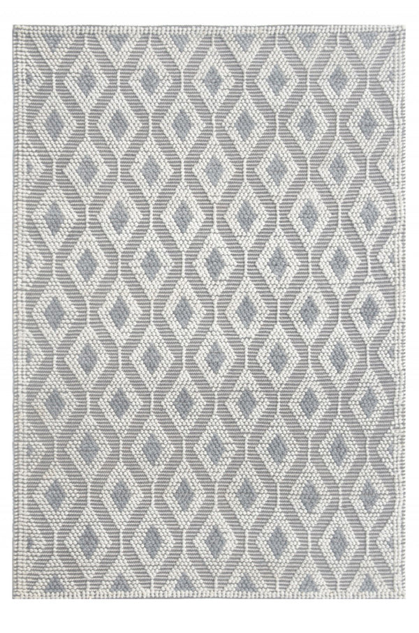 HomeRoots 9' Ivory Gray Diamond Trellis Area Rug - Modern Geometric Design for Stylish and Durable Living Spaces 9' X 13' 475233