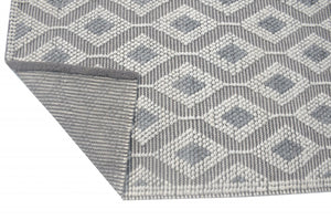 HomeRoots 9' Ivory Gray Diamond Trellis Area Rug - Modern Geometric Design for Stylish and Durable Living Spaces 9' X 13' 475233
