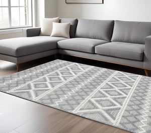 HomeRoots 5' Handmade Gray and Ivory Geometric Area Rug - Modern, Durable, and Stylish for Any Room 8' X 11' 475240