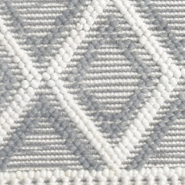 HomeRoots 9' Gray and Ivory Geometric Diamond Boho Chic Area Rug for Modern Living Room and Cozy Spaces 9' X 13' 475241