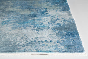 Homeroots 8' X 10' Blue Abstract Area Rug  Polyester 475317