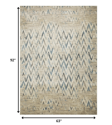 Homeroots 5' X 8' Ivory Chevron Area Rug  Polypropylene 475576