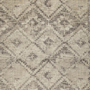 HomeRoots 5' Gray and Brown Abstract Area Rug – Modern Design, Durable, Stain-Resistant, Perfect for High-Traffic Areas 8' X 11' 475582