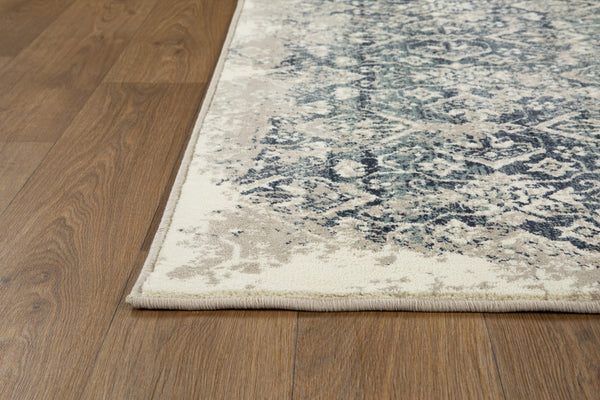 Homeroots 5' X 8' Ivory And Blue Oriental Area Rug  Polypropylene 475611