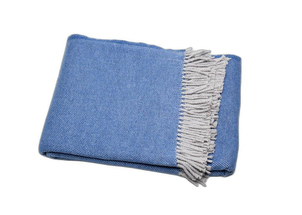 Homeroots Cobalt Blue Mini Dot Fringed Throw Blanket  Cotton 475708