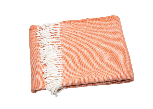 Homeroots Coral Mini Dot Fringed Throw Blanket  Cotton 475709