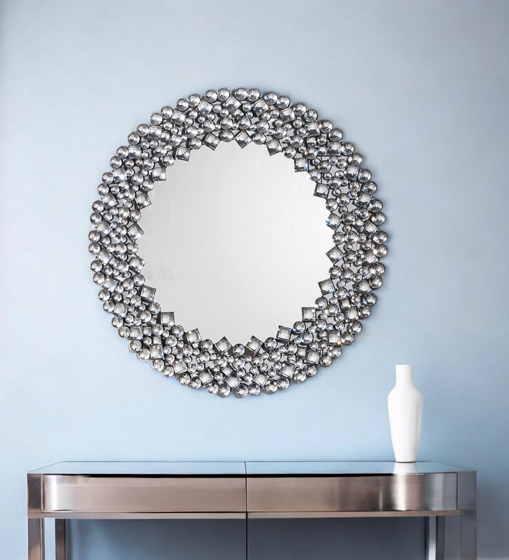 Homeroots Round Diamond Jeweled Wall Mirror  Mdf ,Glass ,Crystals 475764
