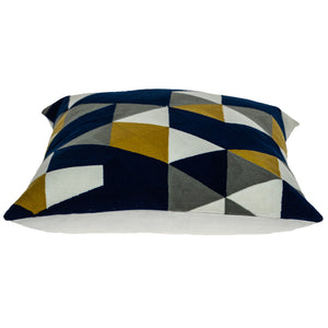 Homeroots 20" Blue And White Cotton Throw Pillow - Stylish, Soft, And Durable Decorative Accent For Your Home   476172