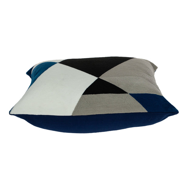 Homeroots 20" Gray And Black Cotton Throw Pillow – Stylish Accent For Sofa, Chair, Or Bed – Cozy & Durable Decor   476175