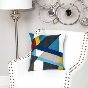 Homeroots 20" Blue And White Cotton Throw Pillow - Stylish, Soft, And Durable Decorative Accent For Your Home   476180