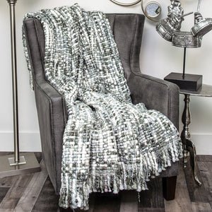 Homeroots Green And White Knitted Cotton Blend Abstract Throw Blanket With Fringe  Cotton Blend 476229