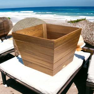 Homeroots 19" Brown Wood Indoor Outdoor Square Planter Box   476245