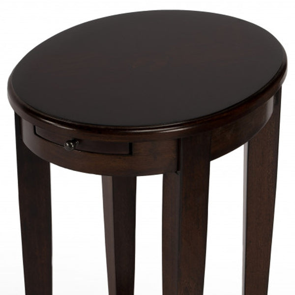 Homeroots 26" Chestnut Oval End Table With Shelf   476463