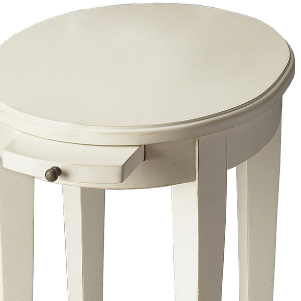 Homeroots 26" White Oval End Table With Shelf   476465