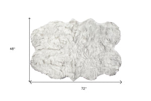 Homeroots 4' X 6' Ombre Grey Faux Fur Washable Non Skid Area Rug  Acrylic 476607
