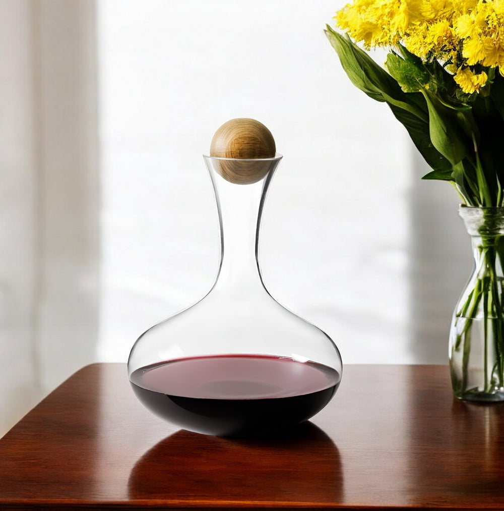 Homeroots Sixty Seven Ounce Clear Crystal Glass Red Wine Carafe  Crystal Glass 476615