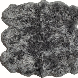 Homeroots 5' X 6' Grey Wool Sheepskin Handmade Area Rug  Wool 476622