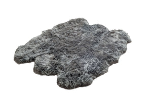 Homeroots 5' X 6' Black Wool Sheepskin Handmade Area Rug  Wool 476623