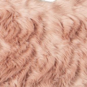 Homeroots 4' X 6' Grey Faux Fur Washable Non Skid Area Rug  Acrylic 476635