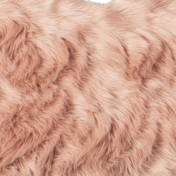 Homeroots 4' X 6' Grey Faux Fur Washable Non Skid Area Rug  Acrylic 476635