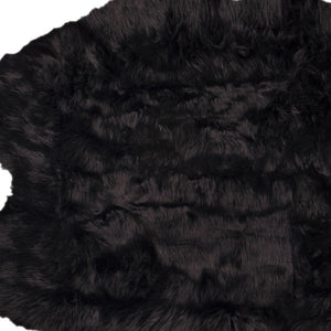 Homeroots 4' X 6' Black Faux Fur Washable Non Skid Area Rug  Acrylic 476637