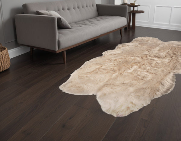 Homeroots 4' X 6' Taupe Faux Fur Washable Non Skid Area Rug  Acrylic 476639