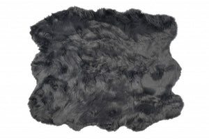 Homeroots 5' X 6' Grey Faux Fur Washable Non Skid Area Rug  Acrylic 476641