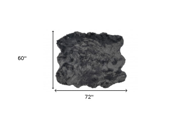 Homeroots 5' X 6' Grey Faux Fur Washable Non Skid Area Rug  Acrylic 476641