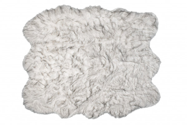 Homeroots 5' X 6' Grey Ombre Faux Sheepskin Non Skid Area Rug  Faux Sheepskin 476642