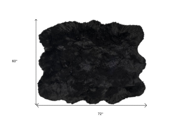 Homeroots 5' X 6' Black Faux Fur Washable Non Skid Area Rug  Acrylic 476645
