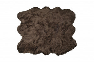 Homeroots 5' X 6' Chocolate Faux Sheepskin Non Skid Area Rug  Faux Sheepskin 476646