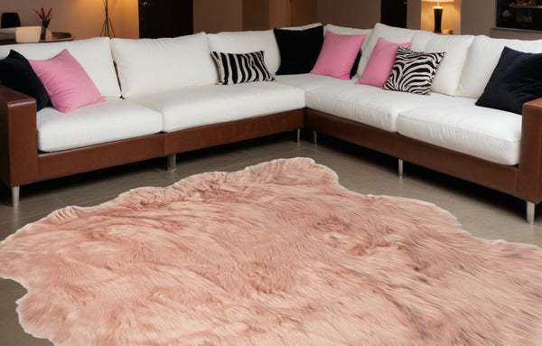 Homeroots 5' X 6' Rose Pink Faux Sheepskin Non Skid Area Rug  Faux Sheepskin 476649