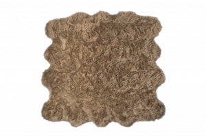 Homeroots 6' X 6' Tan Faux Fur Washable Non Skid Area Rug  Acrylic 476652