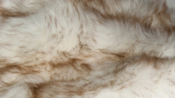 Homeroots 6' X 6' Ombre Tan Faux Fur Washable Non Skid Area Rug  Acrylic 476653