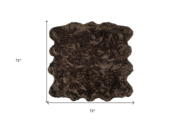 Homeroots 6' X 6' Chocolate Faux Fur Washable Non Skid Area Rug  Acrylic 476655