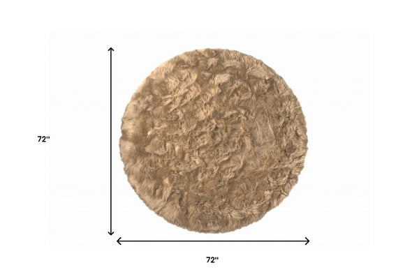 Homeroots 6' X 6' Tan Round Faux Fur Washable Non Skid Area Rug  Acrylic 476661