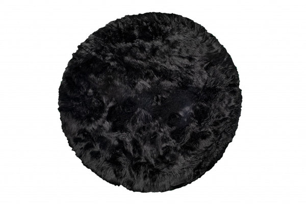 Homeroots 6' X 6' Black Round Faux Fur Washable Non Skid Area Rug  Acrylic 476663