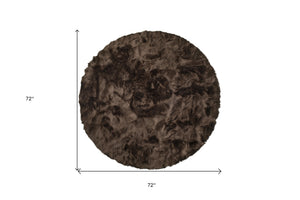 Homeroots 6' X 6' Chocolate Round Faux Fur Washable Non Skid Area Rug  Acrylic 476664